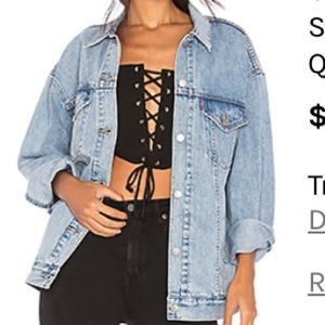 Levi’s trucker jacket